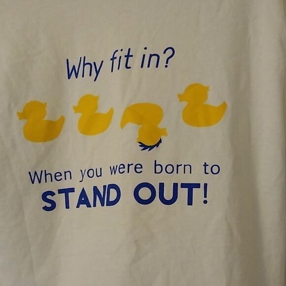 AUTISM Awereness white t-shirt size M unisex t-shirt - Picture 2 of 6